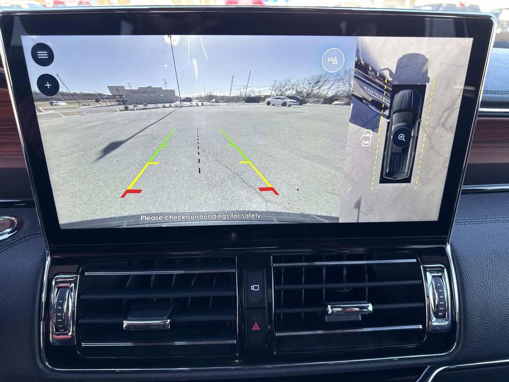 Used 2024 Lincoln Navigator L 4WD image 18
