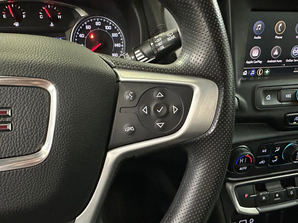Used 2023 GMC Terrain SLE w/ Driver Convenience Package image 13