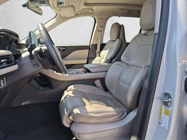 Used 2020 Lincoln Aviator Reserve w/ Equipment Group 202A AWD/4WD image 12