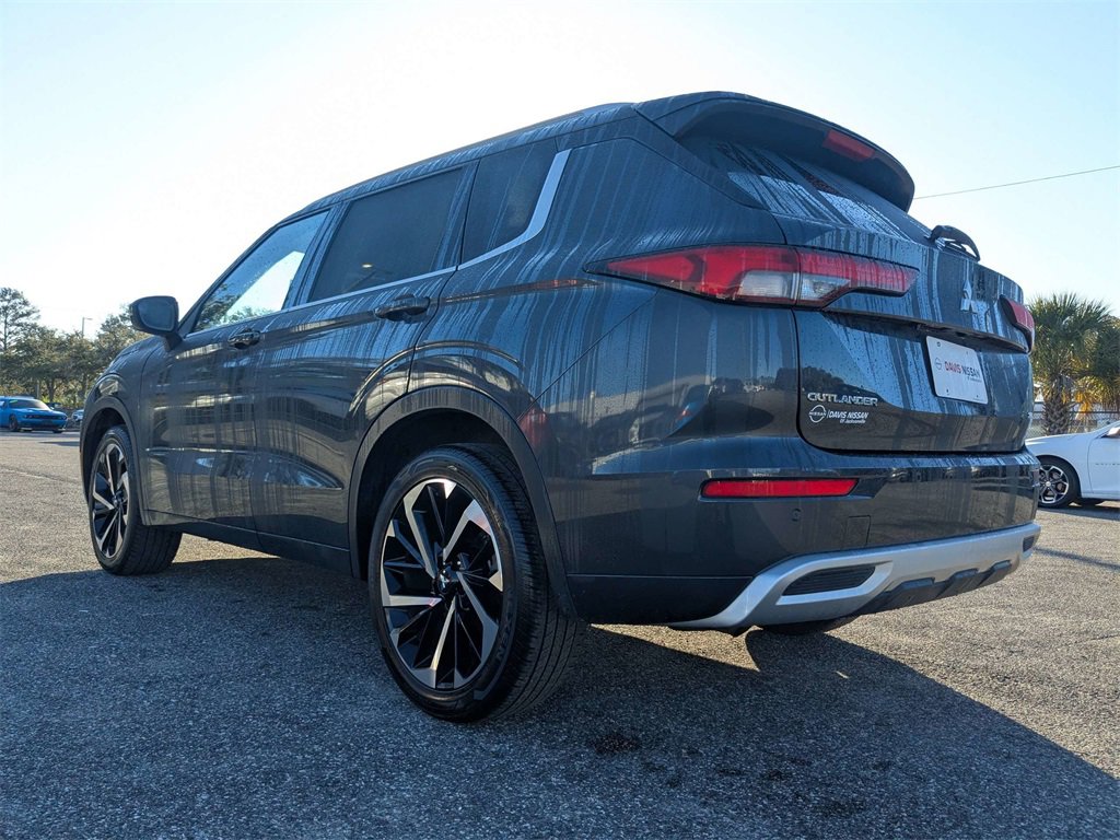 Used 2024 Mitsubishi Outlander SEL image 6
