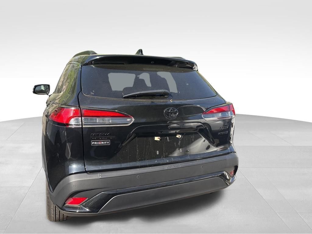 Used 2023 Toyota Corolla Cross XSE w/ Convenience Package image 15