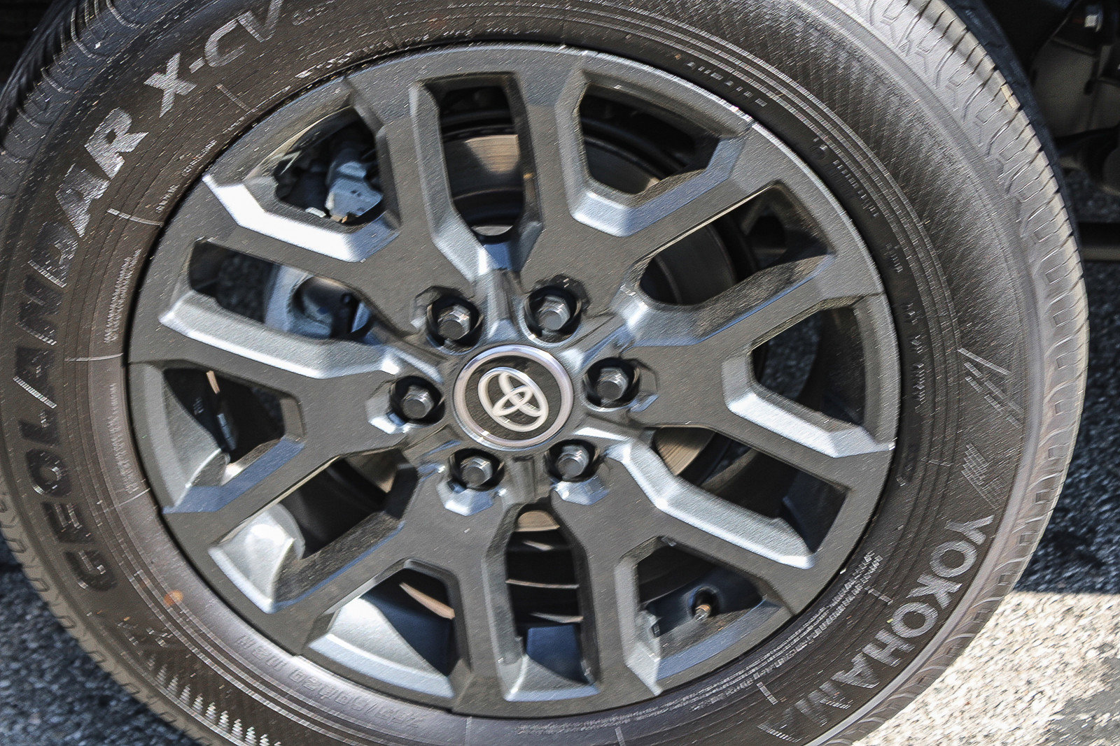 Used 2025 Toyota Tundra Platinum image 12