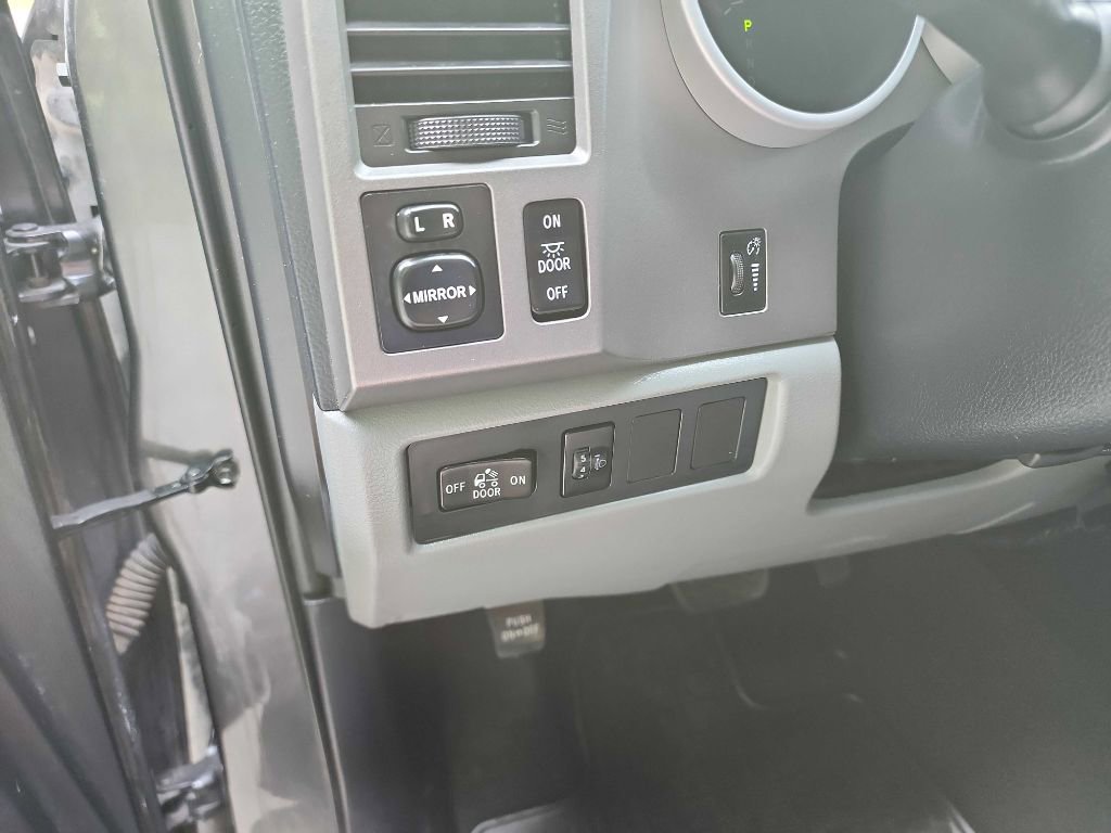 Used 2013 Toyota Tundra 2WD CrewMax w/ Tow Pkg image 16