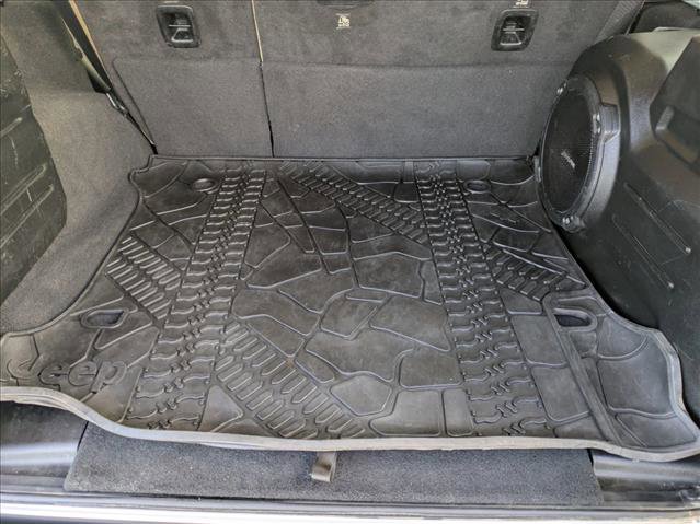 Used 2018 Jeep Wrangler Unlimited Rubicon image 6