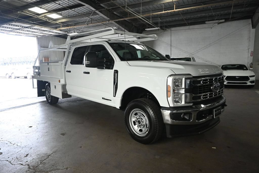 New 2026 Ford F350 XL w/ XL Chrome Package AWD/4WD 360° Tour