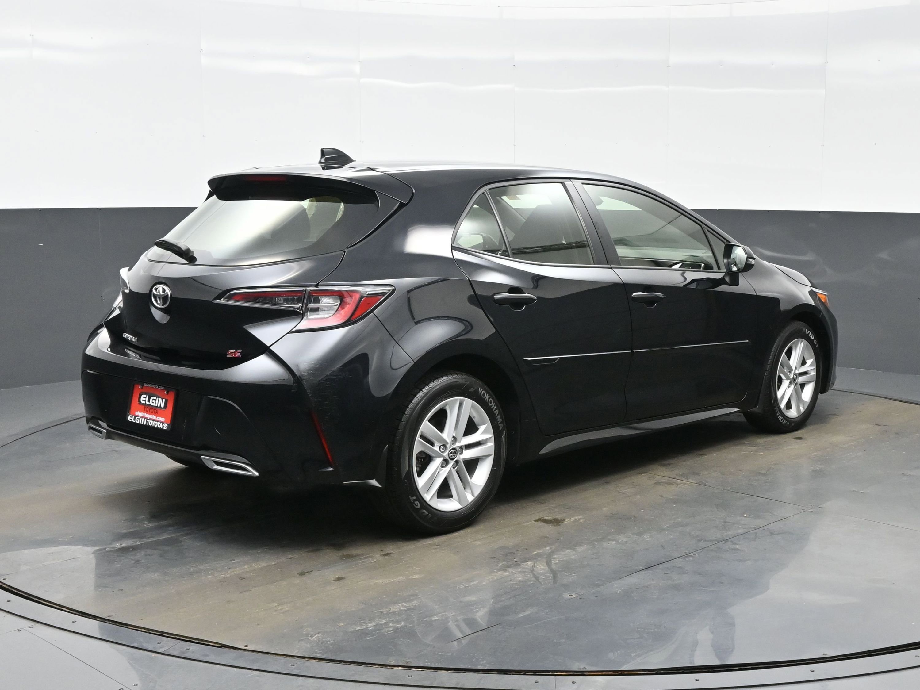 Used 2022 Toyota Corolla SE image 6