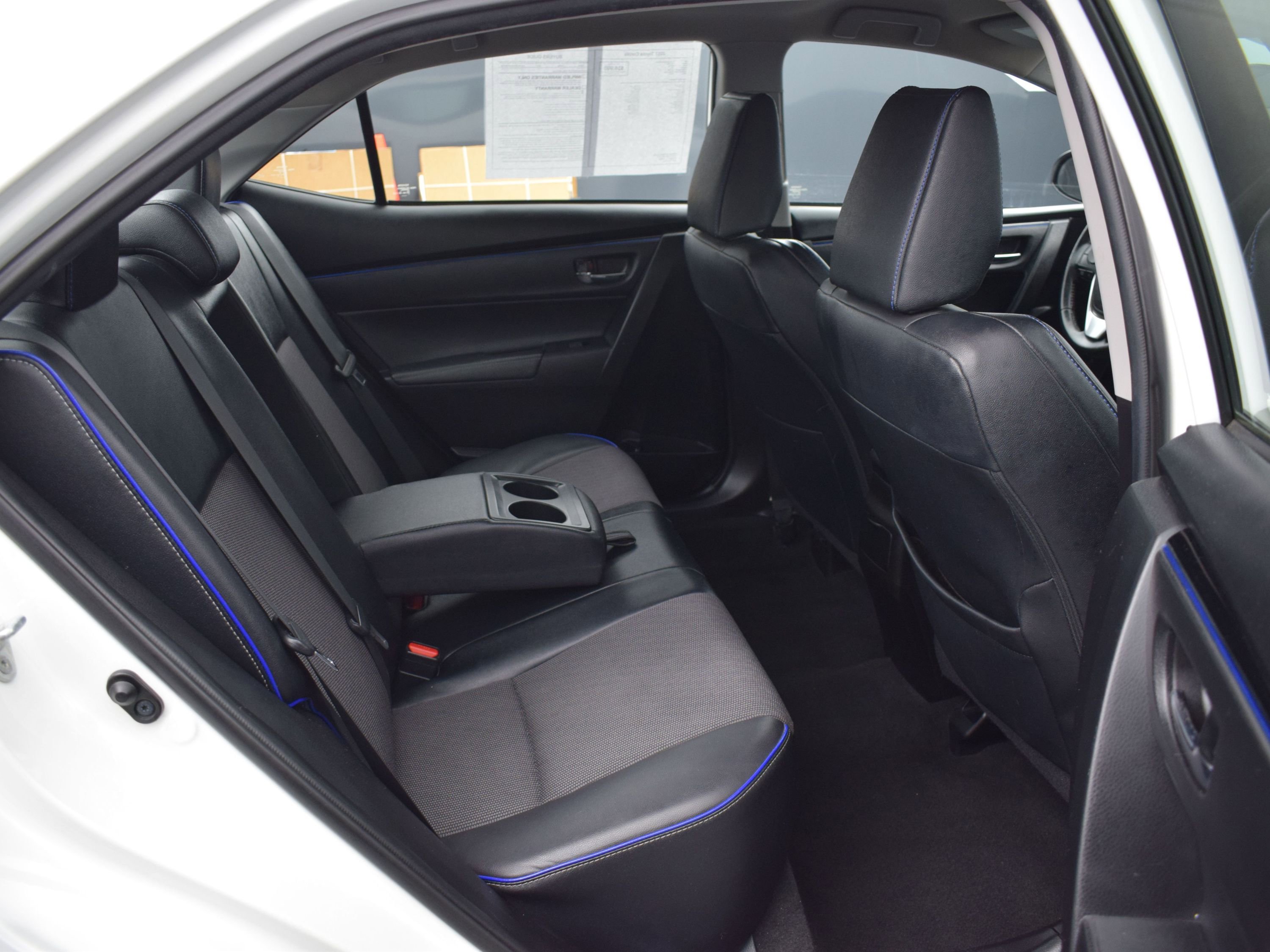 Used 2017 Toyota Corolla SE image 11