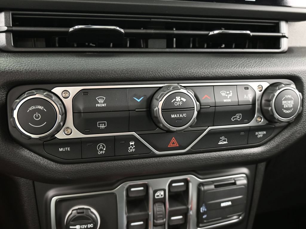 New 2026 Jeep Gladiator Sport AWD/4WD image 19