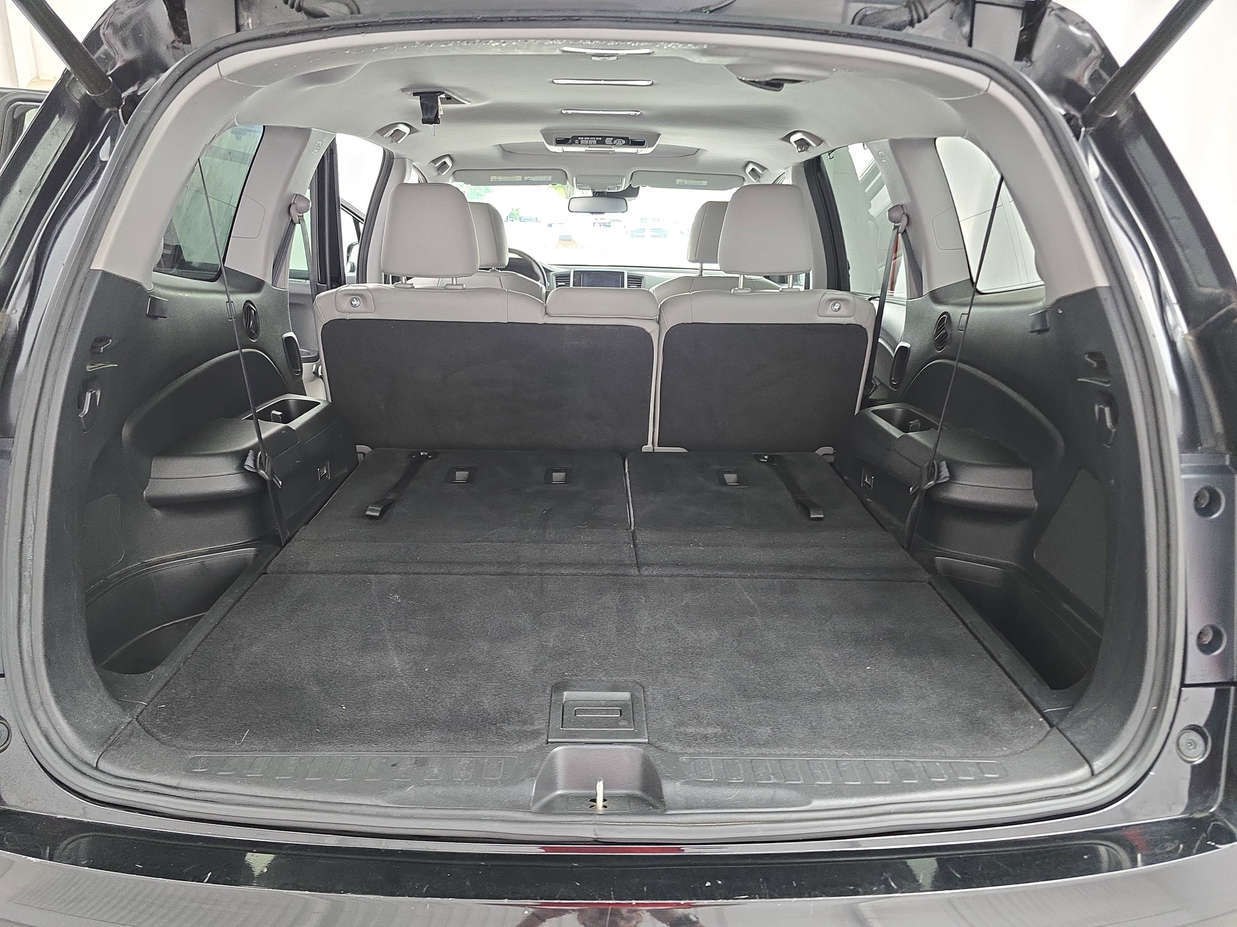 Used 2016 Honda Pilot Touring image 13