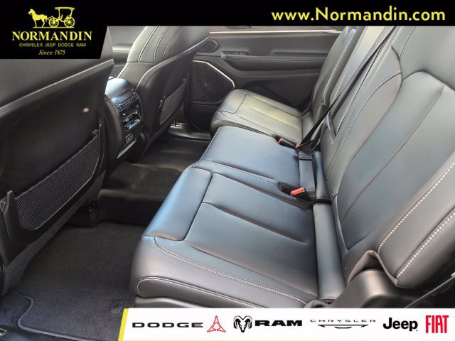 New 2026 Jeep Grand Cherokee L Limited AWD/4WD image 8