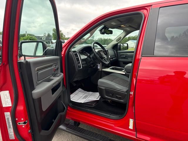 Used 2019 RAM 1500 Classic Warlock AWD/4WD image 10