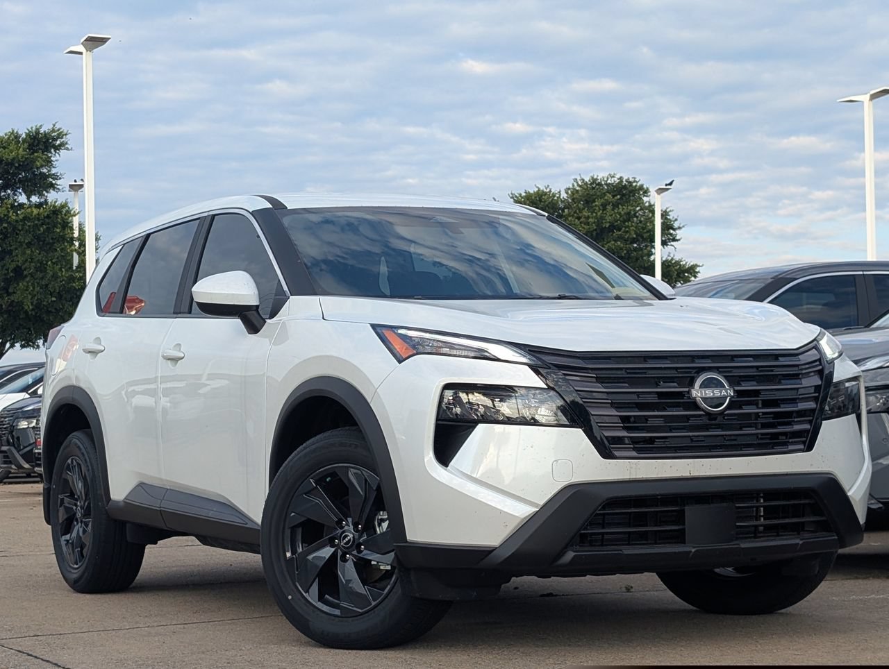 New 2026 Nissan Rogue SV w/ Cold Weather Package FWD image 2