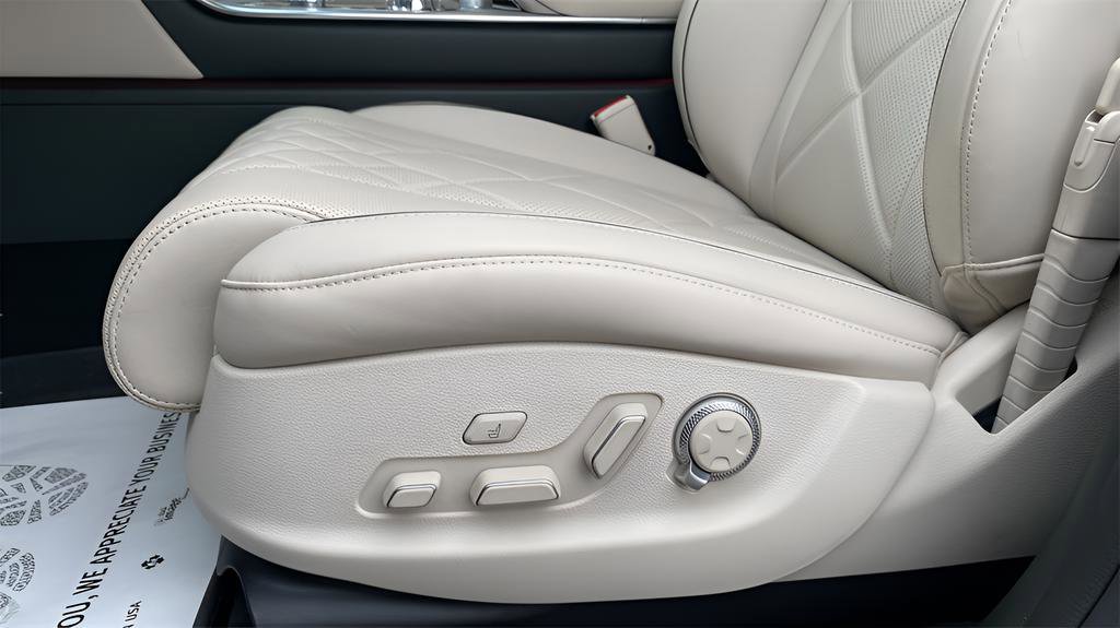 Used 2025 Genesis GV80 3.5T Prestige image 31