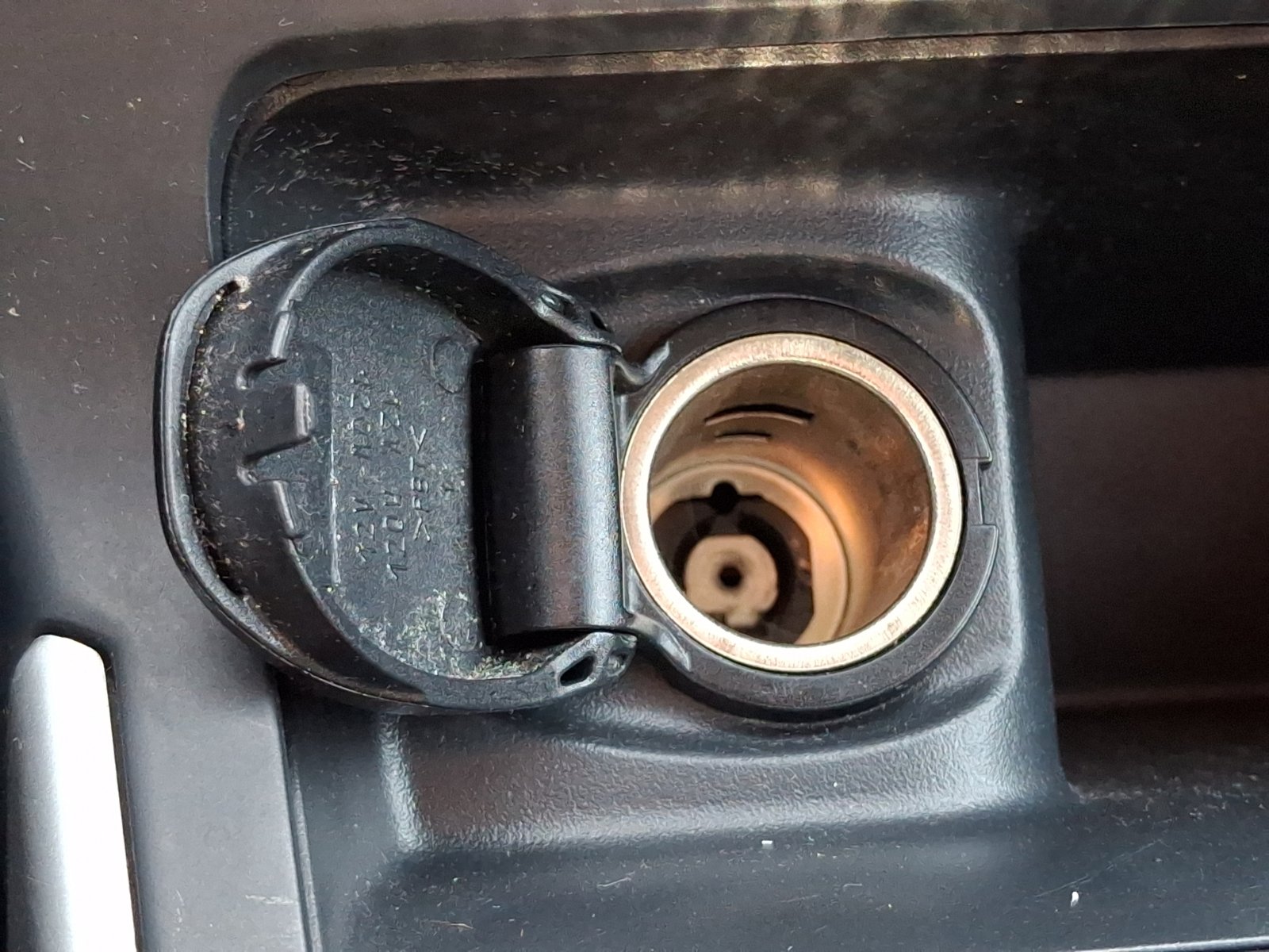 Used 2018 Nissan Sentra SV image 27