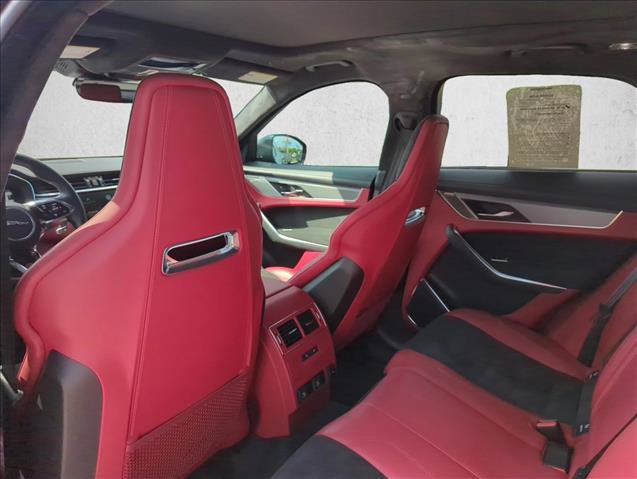 Used 2024 Jaguar F-PACE SVR AWD/4WD image 18