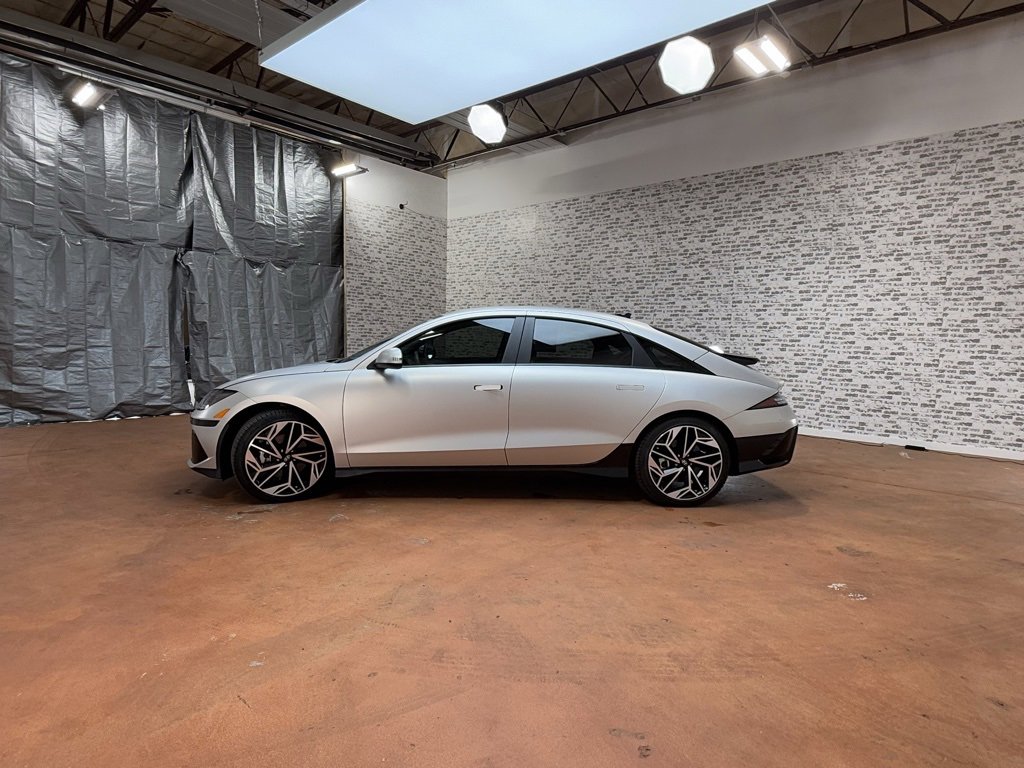 Certified 2025 Hyundai Ioniq 6 SEL image 4