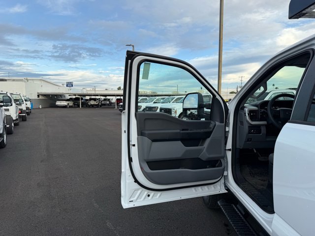 New 2026 Ford F350 XL w/ XL Chrome Package image 15
