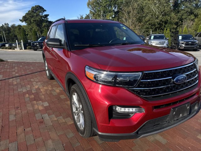 Used 2020 Ford Explorer XLT w/ Equipment Group 202A AWD/4WD image 20