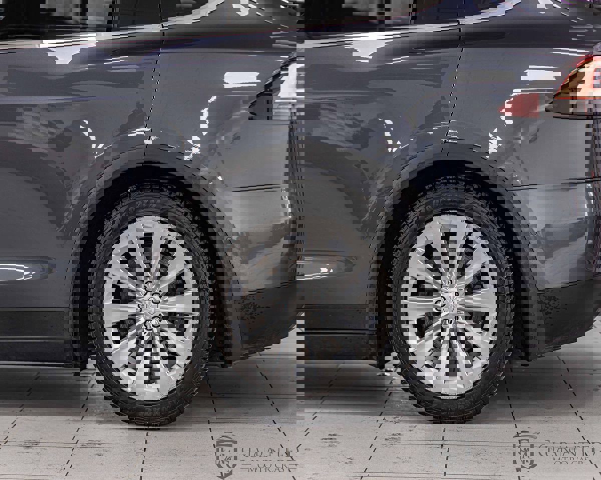 Used 2017 Tesla Model X 100D image 9