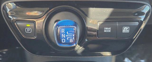 Certified 2021 Toyota Prius L Eco image 13