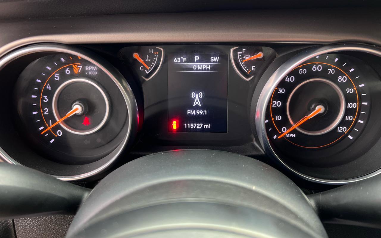 Used 2018 Jeep Wrangler Sport image 11