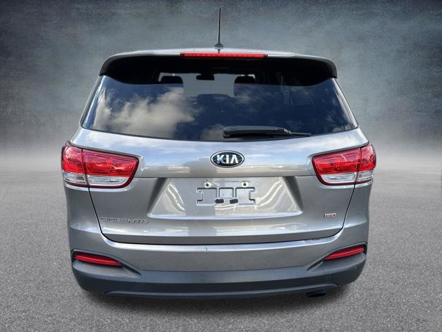 Used 2017 Kia Sorento L FWD image 5