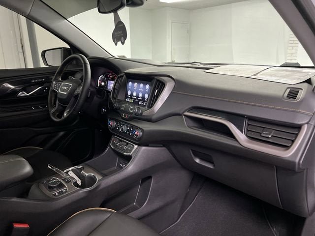 Certified 2024 GMC Terrain AT4 w/ Tech Package AWD/4WD image 29