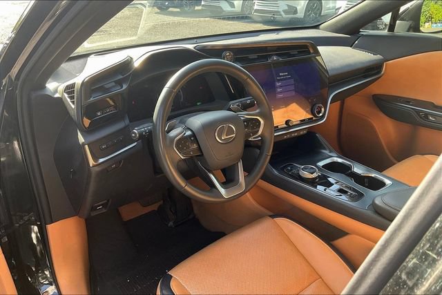 Used 2024 Lexus RZ 450e Premium w/ Technology Package AWD/4WD image 2