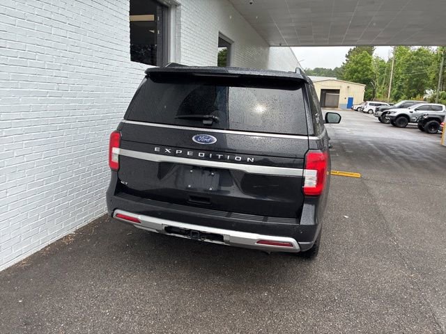 Used 2024 Ford Expedition XLT AWD/4WD image 11