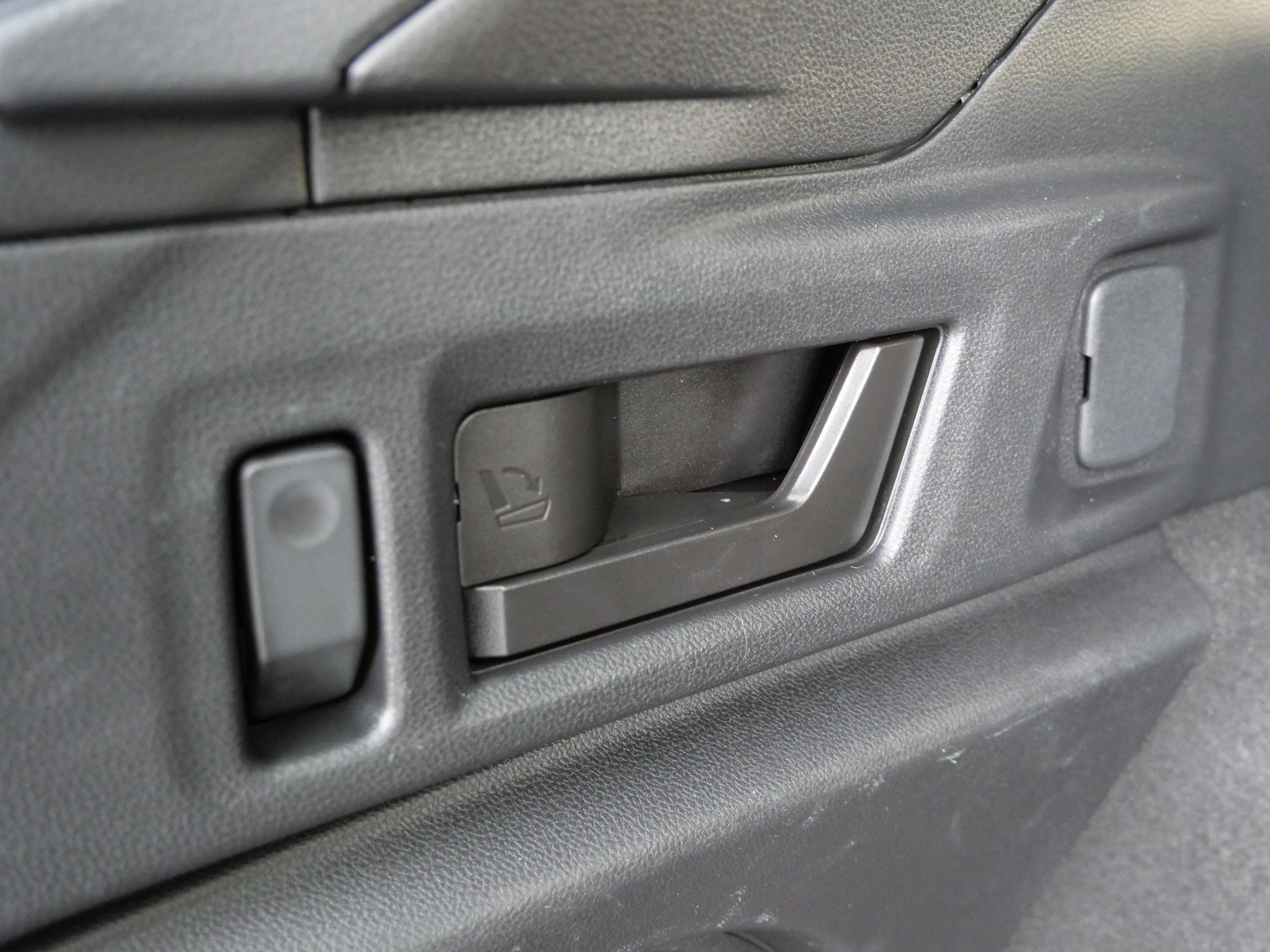 Used 2023 Subaru Outback Limited image 19