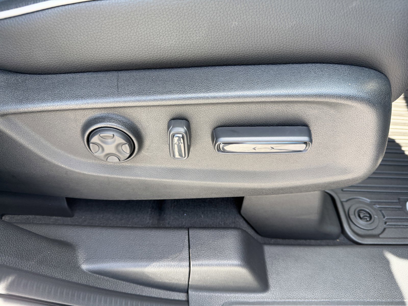 New 2026 Honda Odyssey Elite image 23