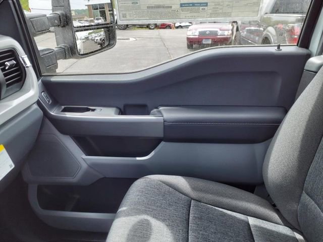 New 2025 Ford F350 XL w/ STX Appearance Package image 18