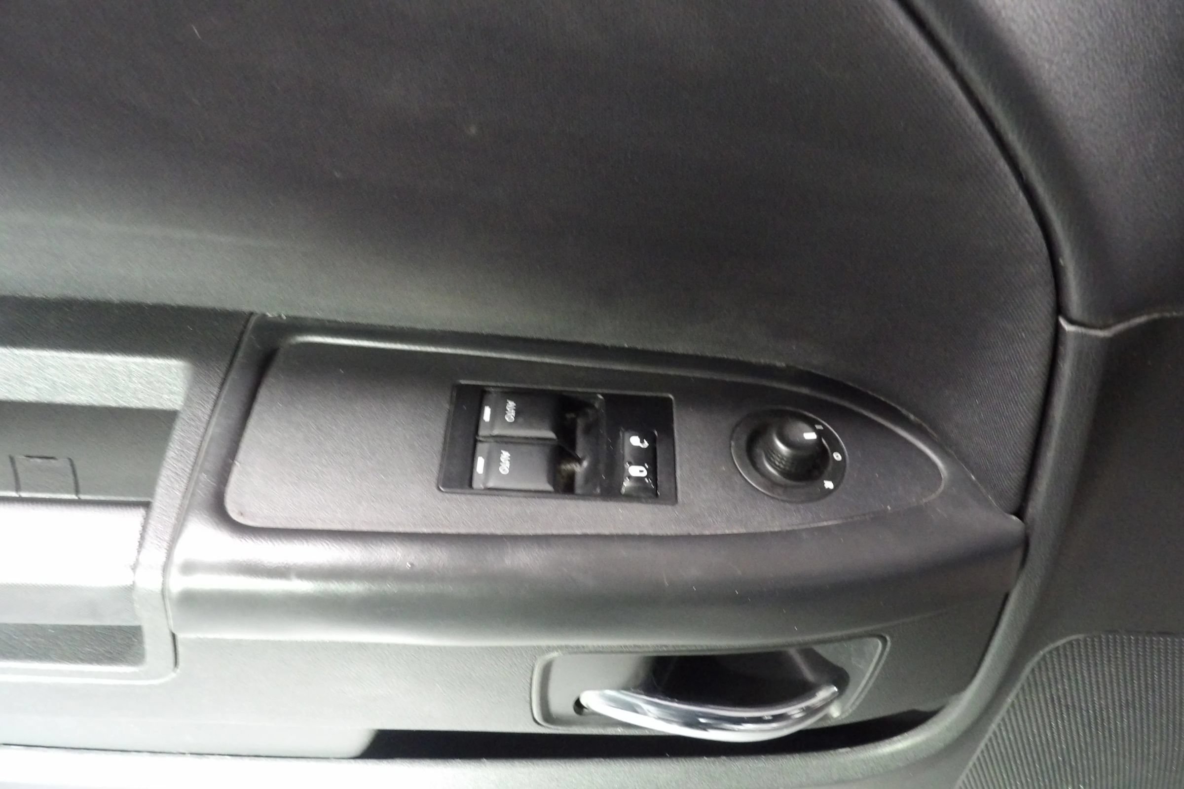 Used 2013 Dodge Challenger SXT w/ Super Sport Group RWD image 12