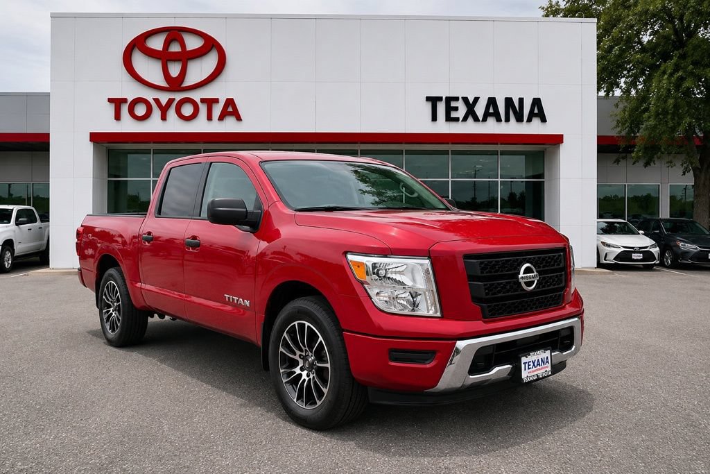 Used 2022 Nissan Titan SV RWD image 24