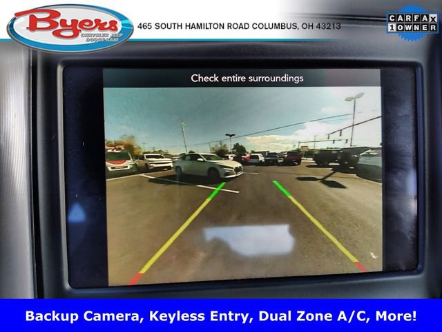 Used 2023 Dodge Challenger SXT image 3