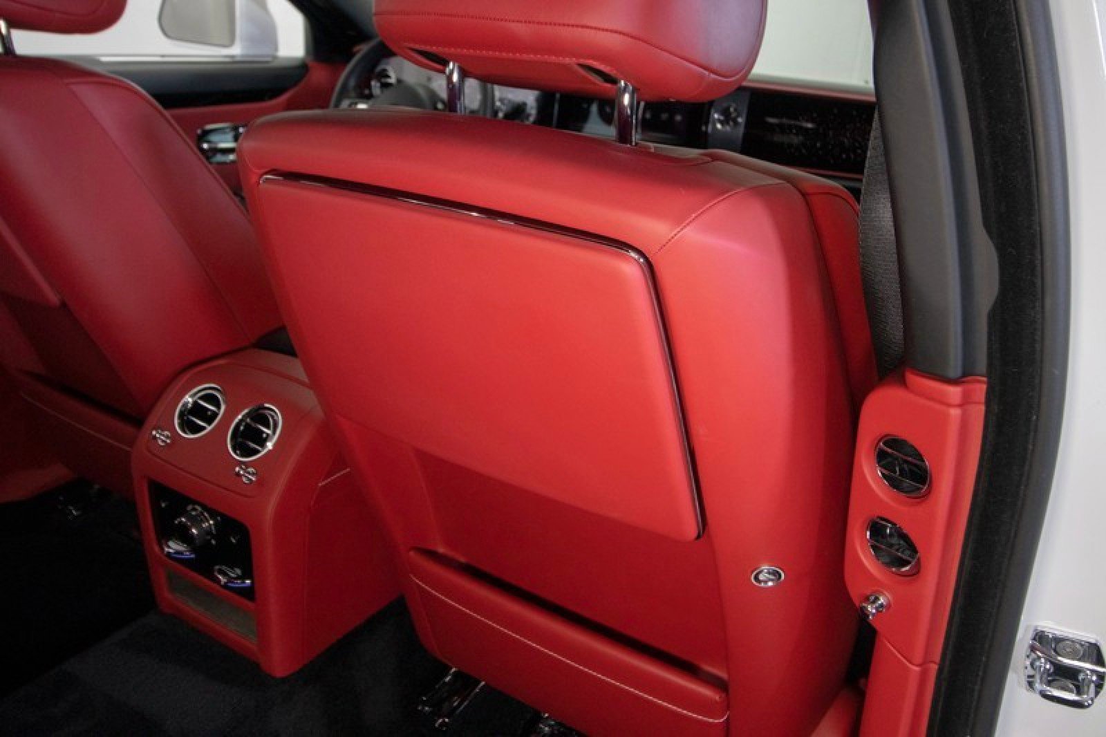 Used 2021 Rolls-Royce Ghost image 65
