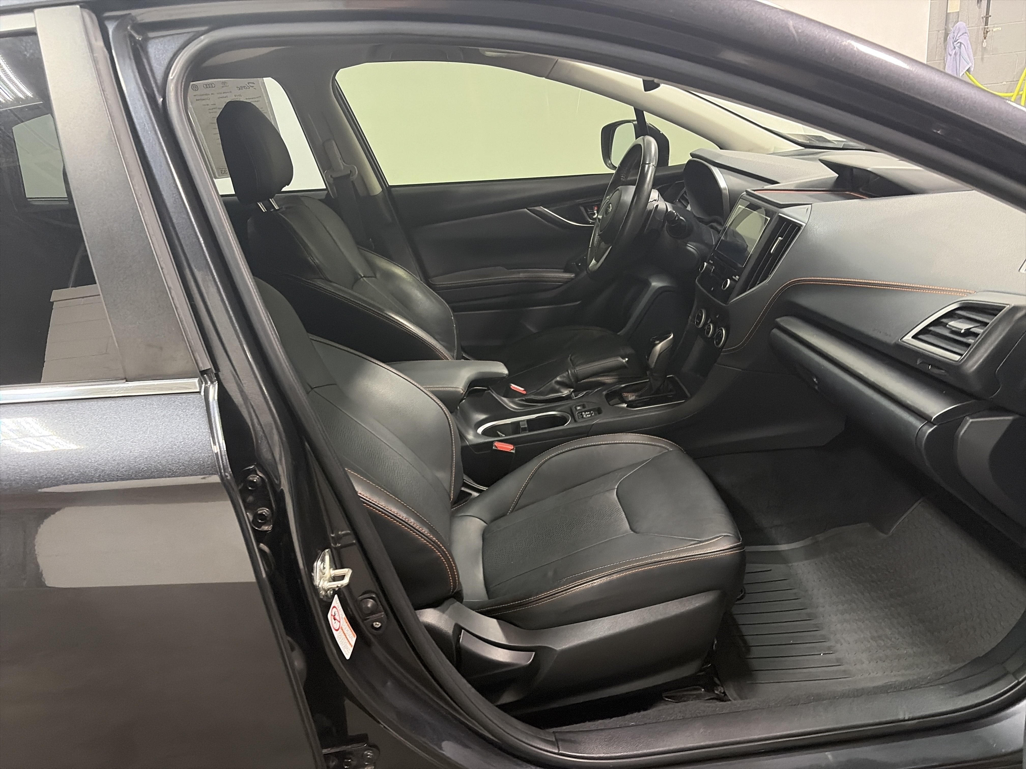 Used 2019 Subaru Crosstrek 2.0i Limited w/ Moonroof Package AWD/4WD image 32