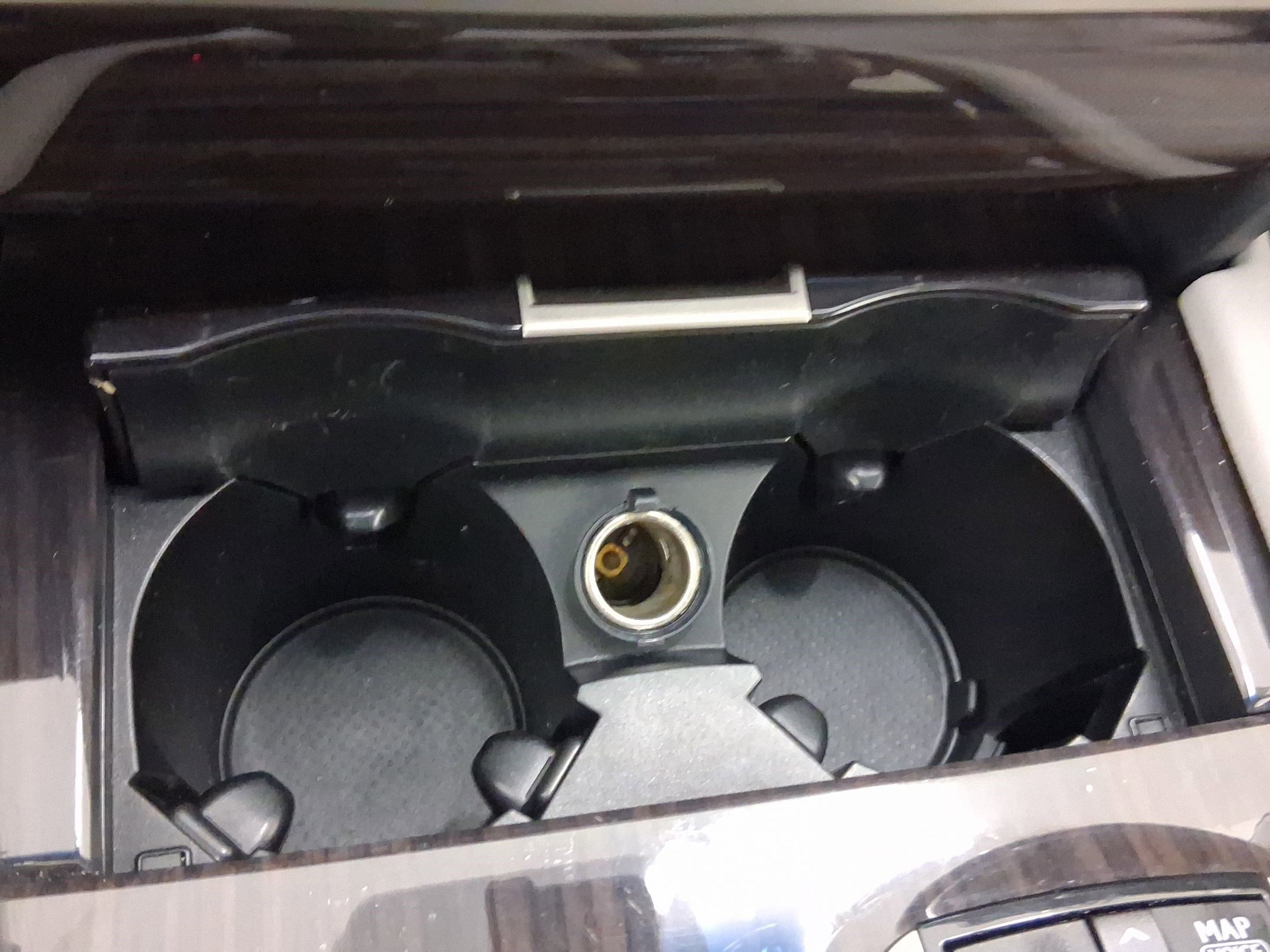 Used 2014 Lexus LS 460 image 27