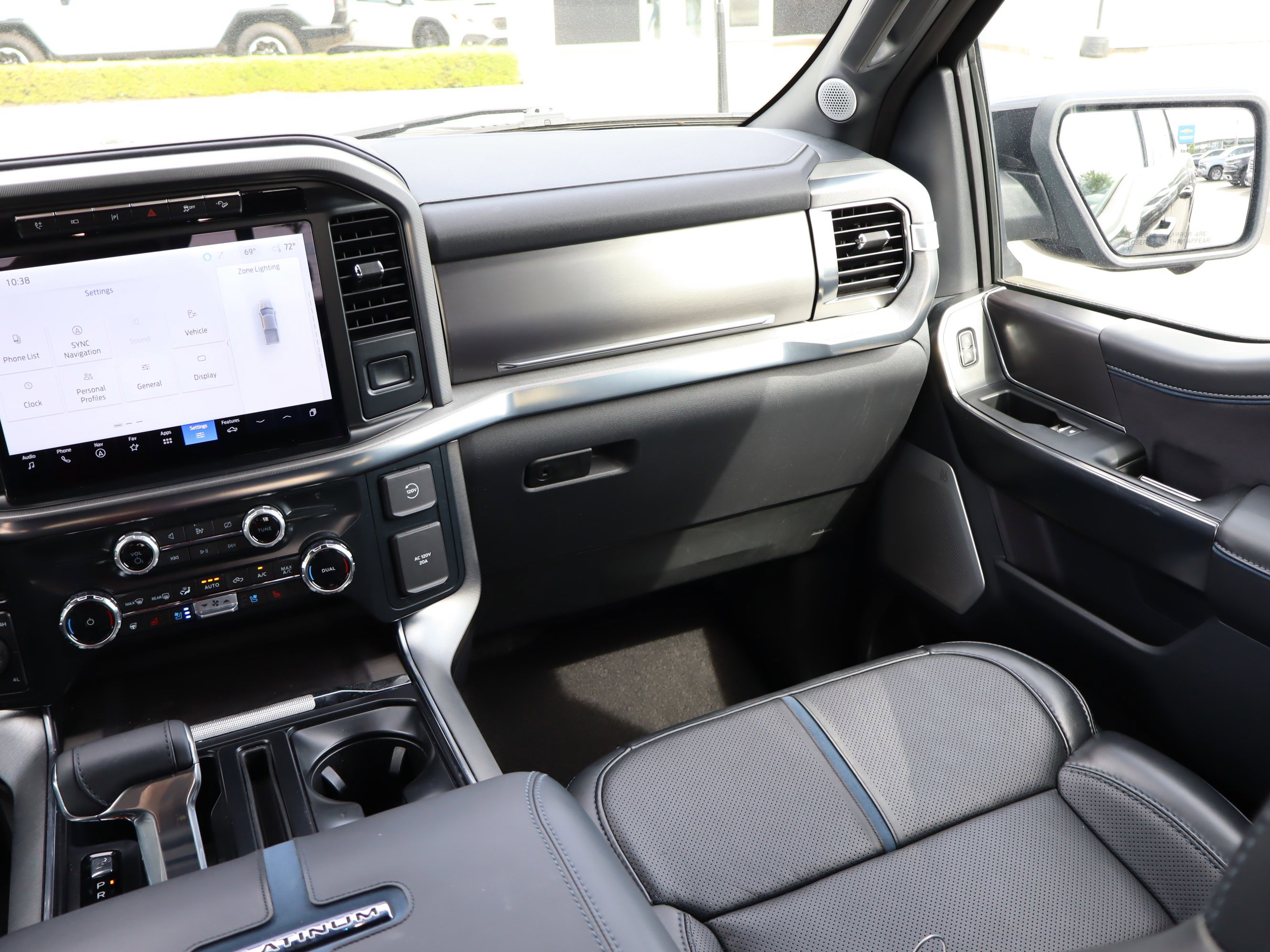 Used 2024 Ford F150 Platinum w/ Equipment Group 702A High AWD/4WD image 16