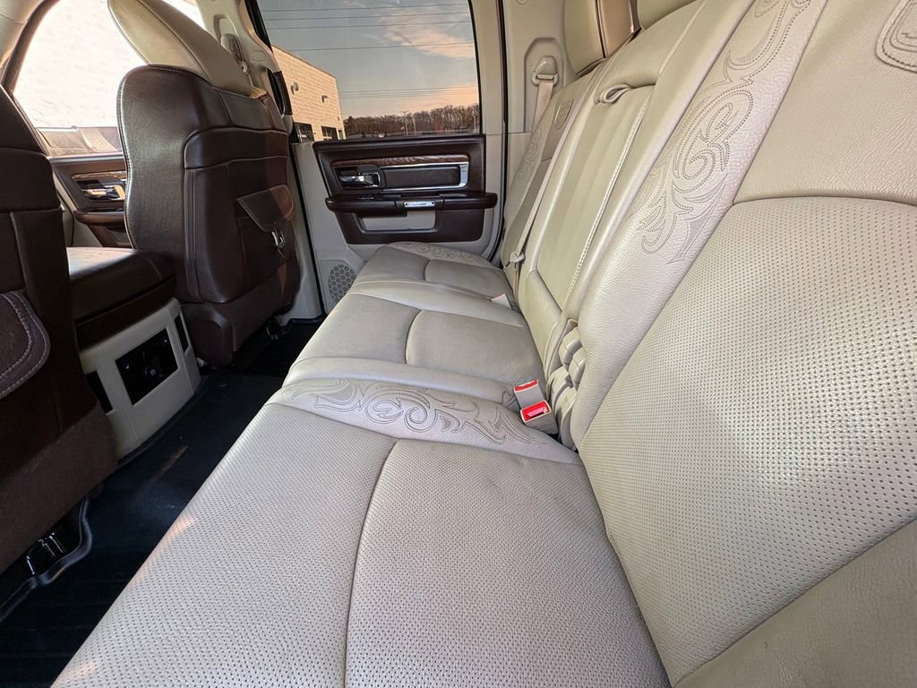 Used 2018 RAM 3500 Laramie Longhorn w/ Longhorn Southfork Package image 25