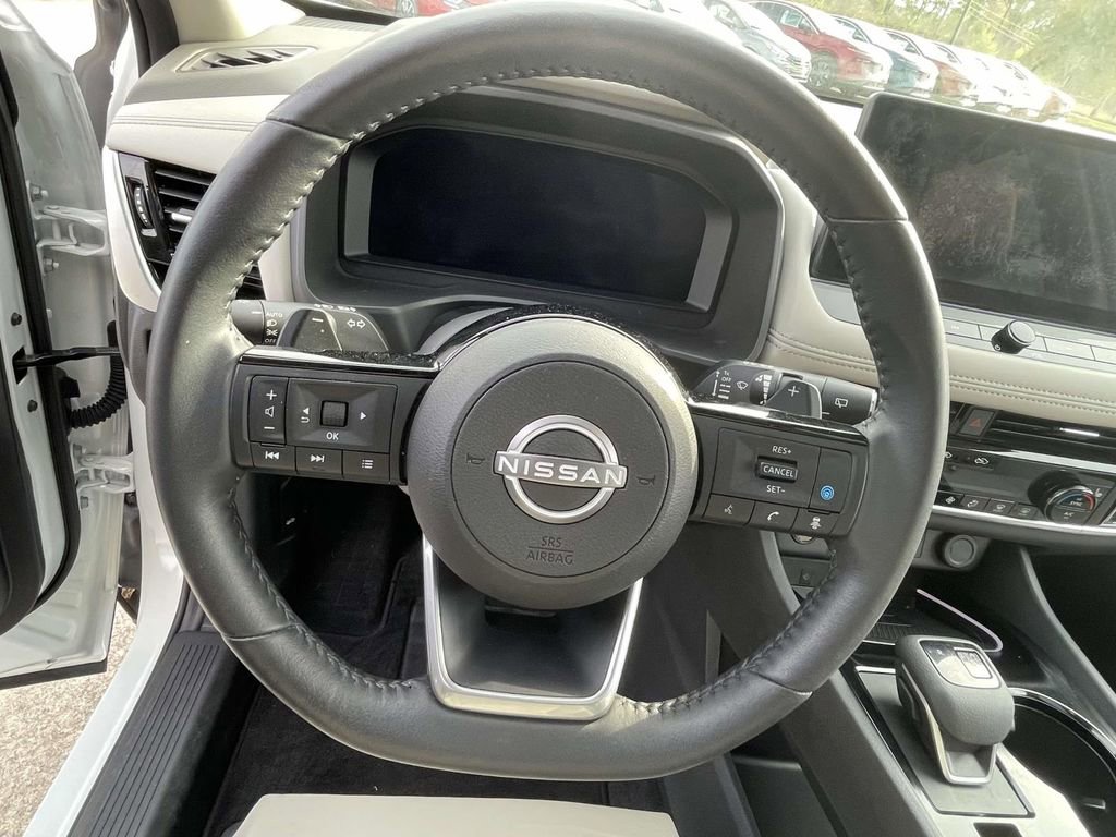 Used 2024 Nissan Rogue SL w/ SL Premium Package image 19