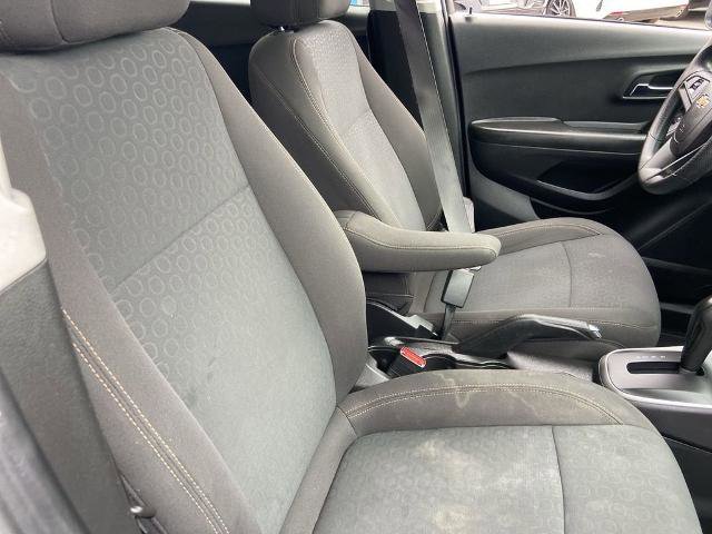 Used 2021 Chevrolet Trax LS w/ Tint and Cruise Package image 22