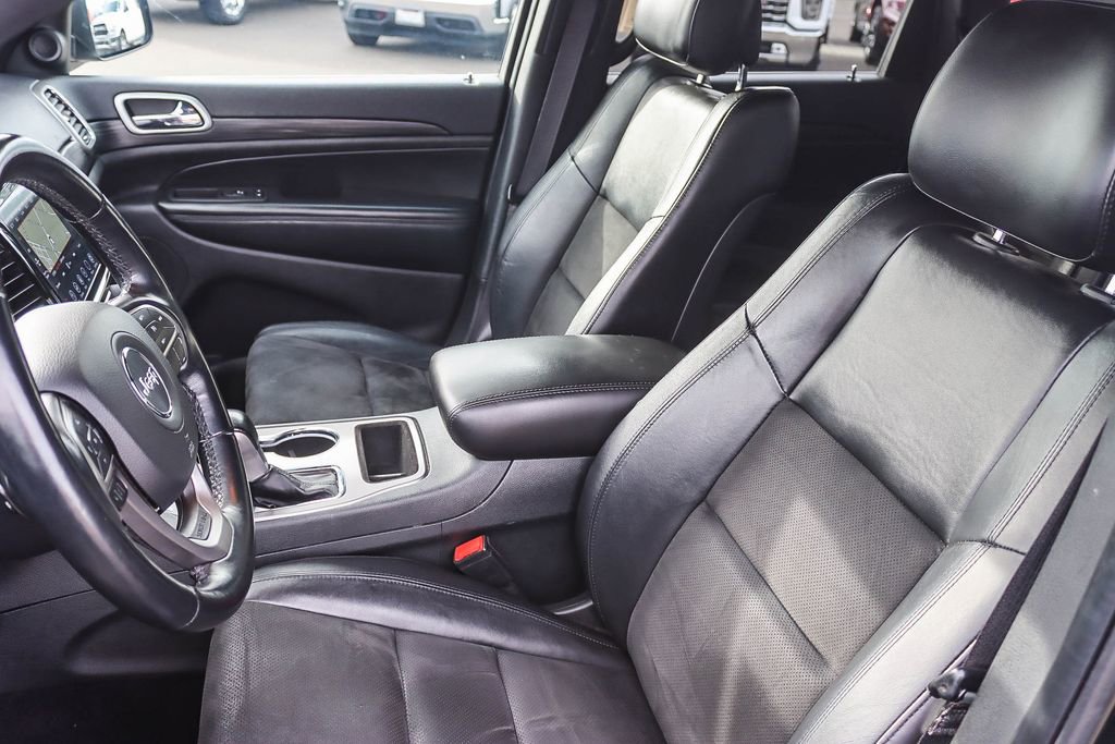 Used 2022 Jeep Grand Cherokee Laredo X image 39