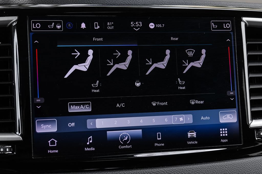 Used 2024 Chrysler Pacifica Touring-L FWD image 42