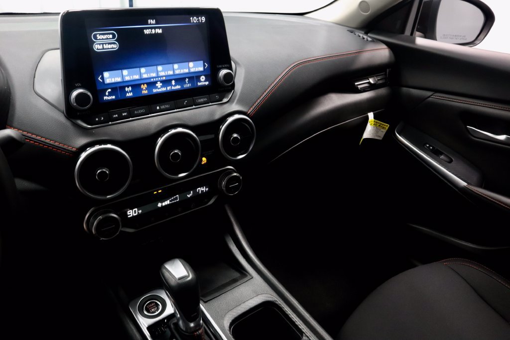 Certified 2025 Nissan Sentra SR FWD image 30