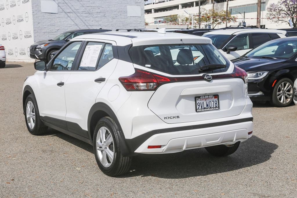 Certified 2025 Nissan Kicks Play S image 6