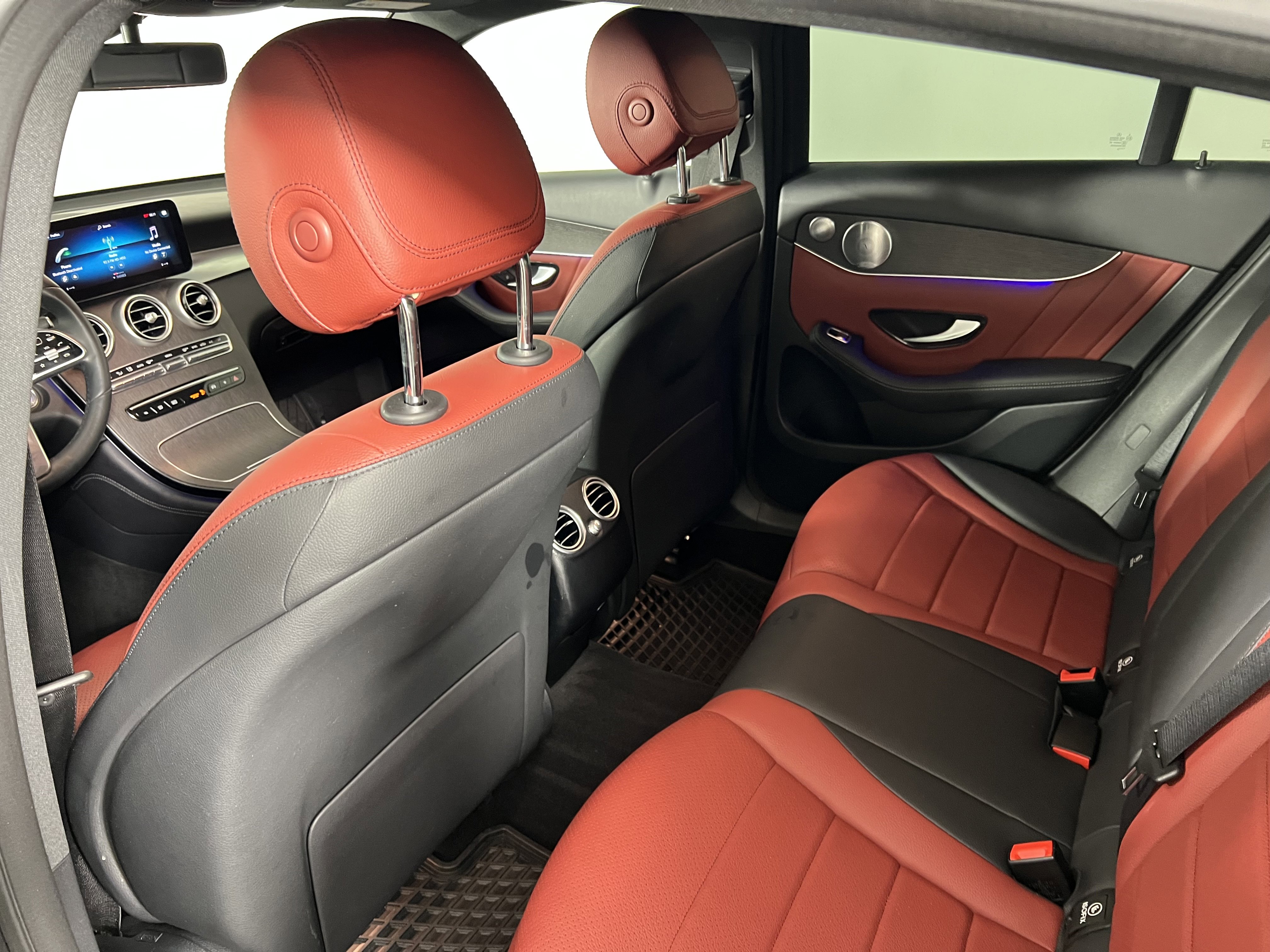 Used 2020 Mercedes-Benz GLC 300 4MATIC Coupe image 21