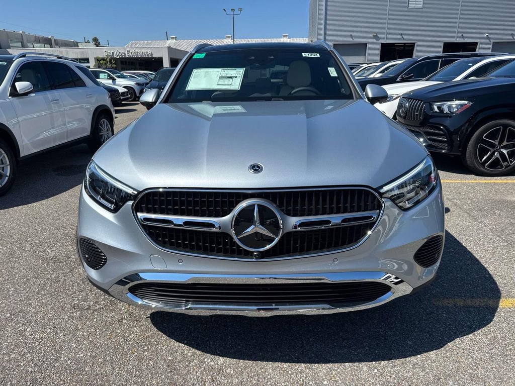 New 2026 Mercedes-Benz GLC 300 4MATIC image 2