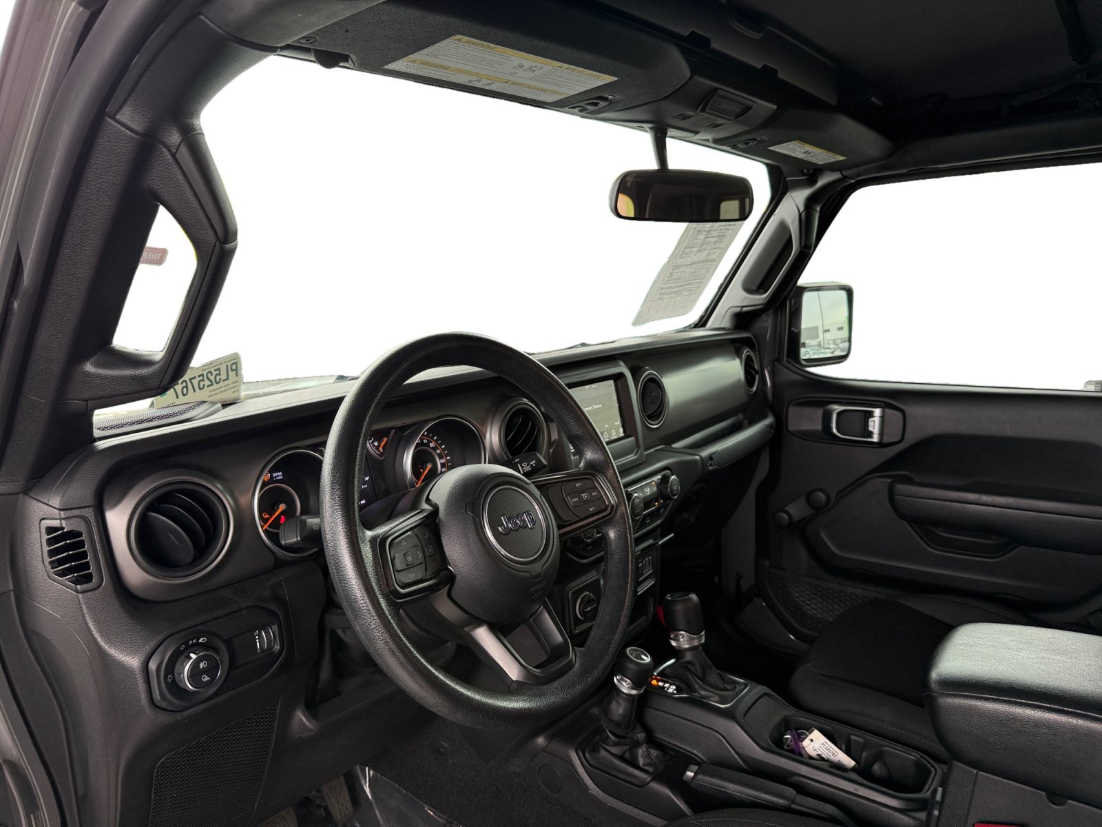 Used 2023 Jeep Gladiator Sport AWD/4WD image 9