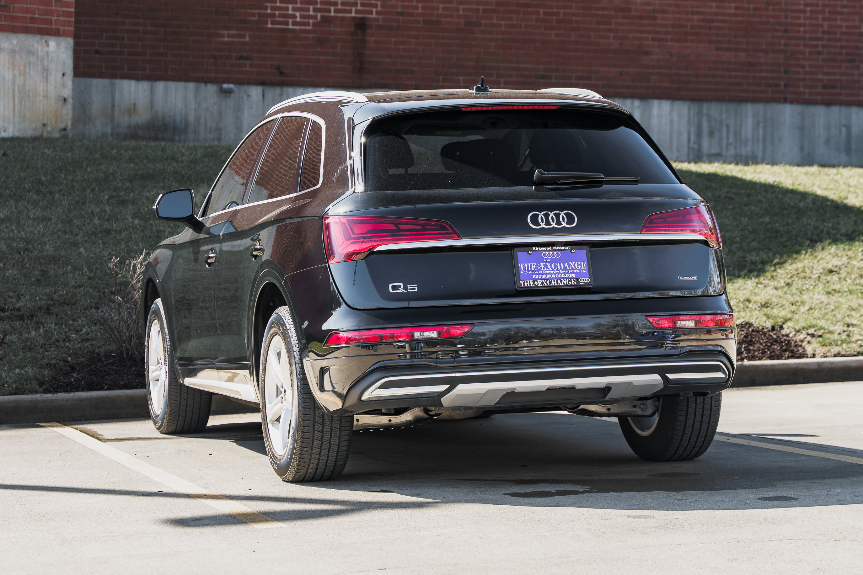 Certified 2023 Audi Q5 2.0T Premium w/ Convenience Package image 5